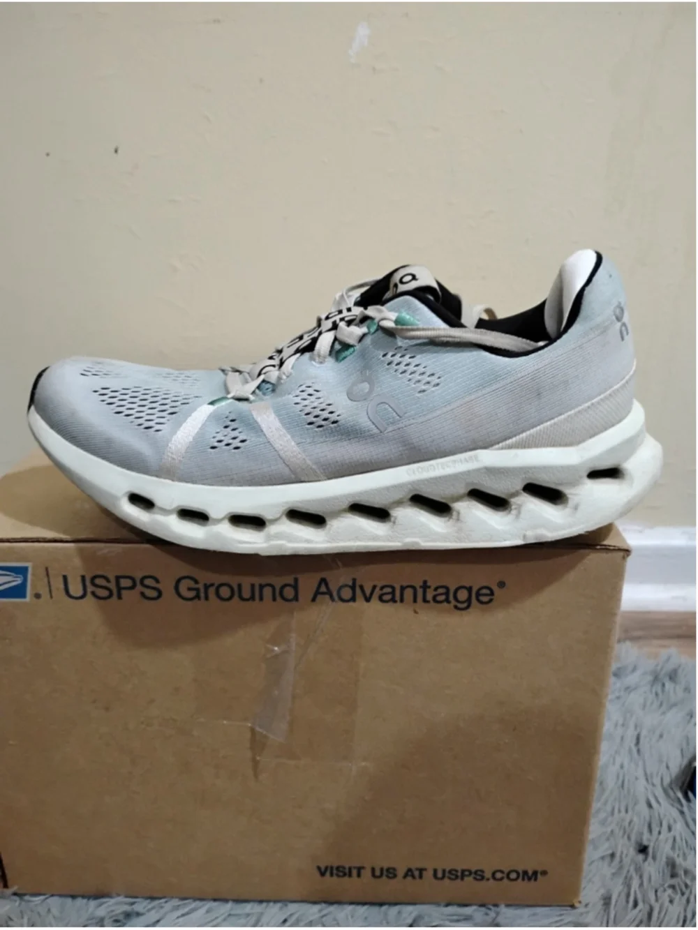 On Cloudsurfer Women's Size 10 Mineral Aloe Athletic Running Shoes 3WD10442078